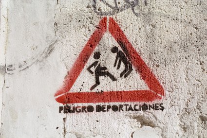 Workshop by artist Mar�a Ruido: Los de dentro y los de fuera